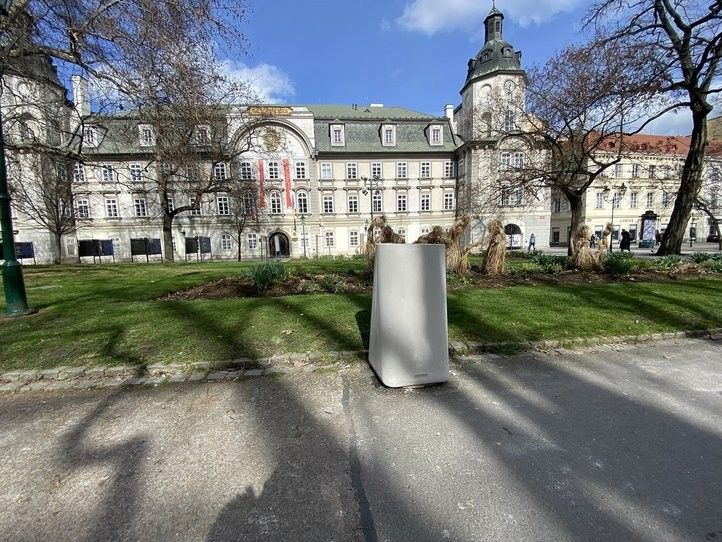 240312_mobiliar_odpadkovy_kos