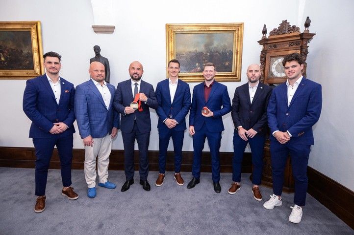 Přijetí hokejistů na plzeňské radnici (foto: M. Pecuch) 240619_MS_Hokej