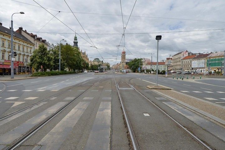 Sady Pětatřicátníků (foto: M. Pecuch) 240704_Doprava_Klatovska_Petatricatnici