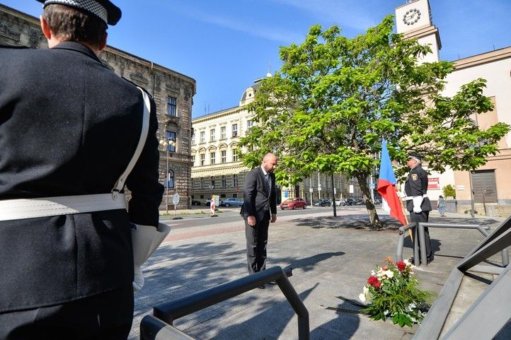 240715_Thompson_pieta_1