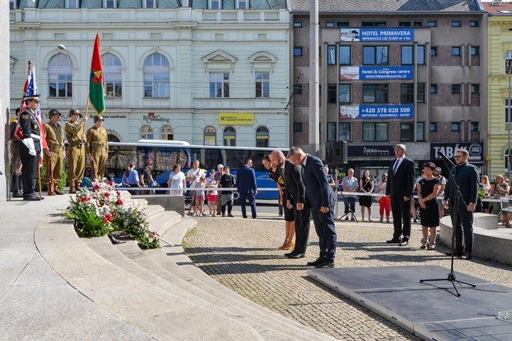 240715_Thompson_pieta_2