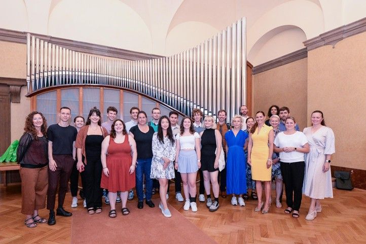 Přijetí na plzeňské radnici (fotografie: M. Pecuch) 240716_Letni_jazyk_skola_4