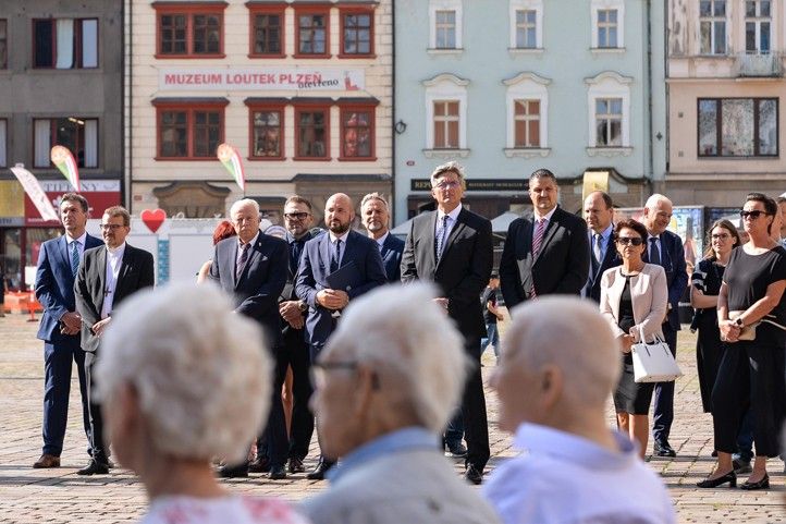 Pietní akt na náměstí Republiky v Plzni (fotografie: M. Pecuch) 240821_Pieta_21_srpen_3