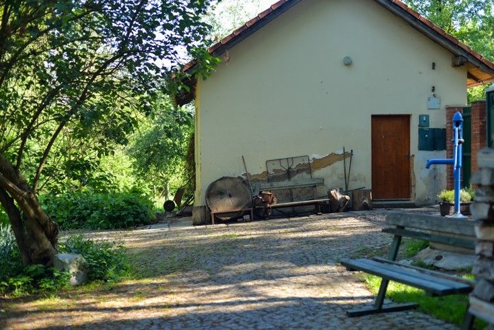 Před bouráním stavby (fotografie: M. Pecuch) 240829_Luftova_zahrada_6