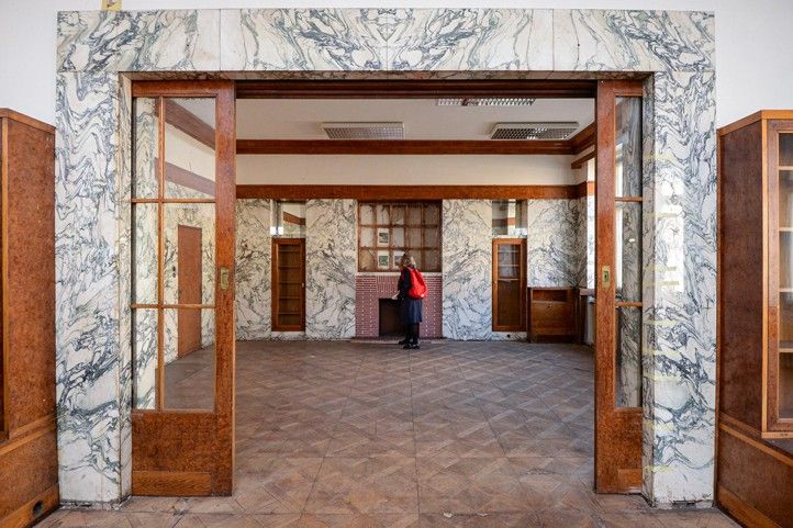 Klatovská 19, současné interiéry (fotografie: M. Pecuch) 240917_Loos_Klatovska_19_Patton_4