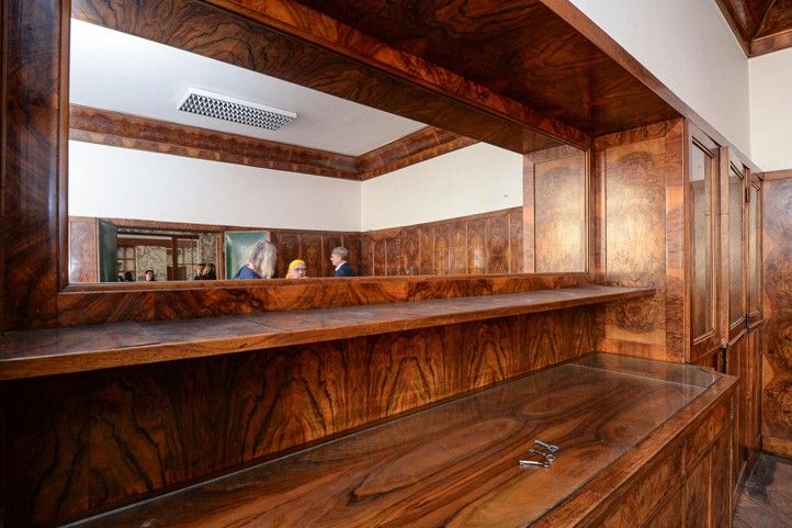 Klatovská 19, současné interiéry (fotografie: M. Pecuch) 240917_Loos_Klatovska_19_Patton_7