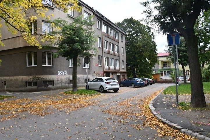 Ulice Kapitána Jaroše na Slovanech se dočká opravy. Fotografie: SVS MP 241004_kapitana_jarose_01