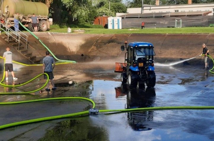 Fotografie nádrže: M. Gregar 241011_Nadrz_Malesice_2