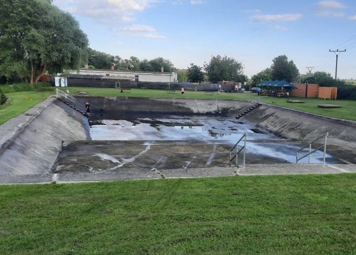 Fotografie nádrže: M. Gregar 241011_Nadrz_Malesice_3