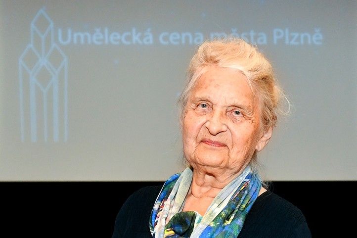 Miroslava Nová (fotografie: M. Chaloupka) 241016_Umelecka_cena_Nova_2