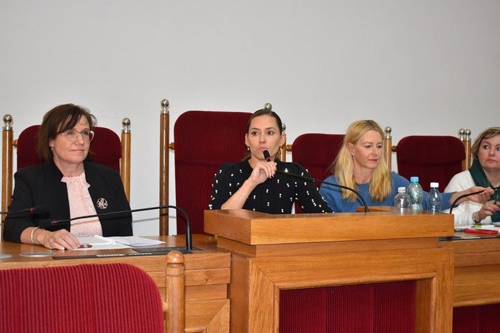 Fotografie: H. Josefová 241120_Skolni_jidelny_seminar_1