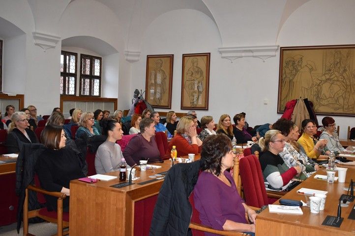 Fotografie: H. Josefová 241120_Skolni_jidelny_seminar_4