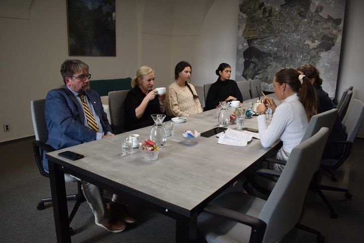 Přijetí na plzeňské radnici (fotografie: B. Hájková) 241126_Rotary_1