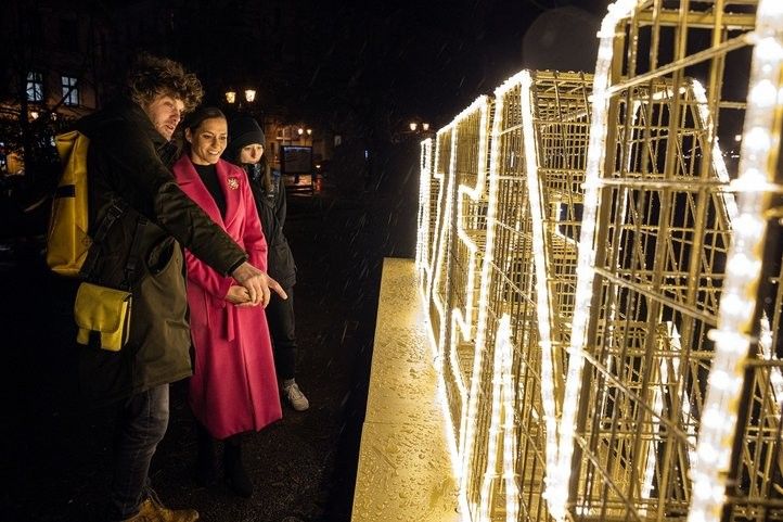 Plzeň má nový fotopoint. Fotografie: R. Muchka 241206_instapoint_02