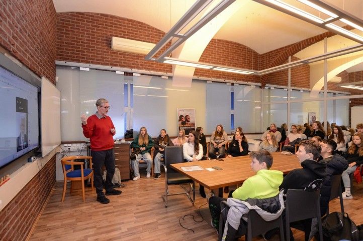 Fotografie: M. Pecuch 241210_Medialni_vychova_1