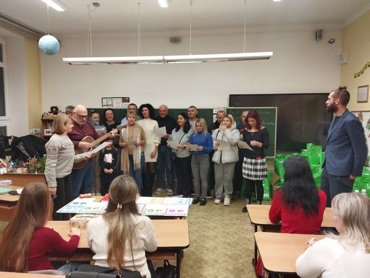 Kurzy češtiny pro cizince. Fotografie: archiv odboru sociálních služeb  241223_kurz_cestina_01