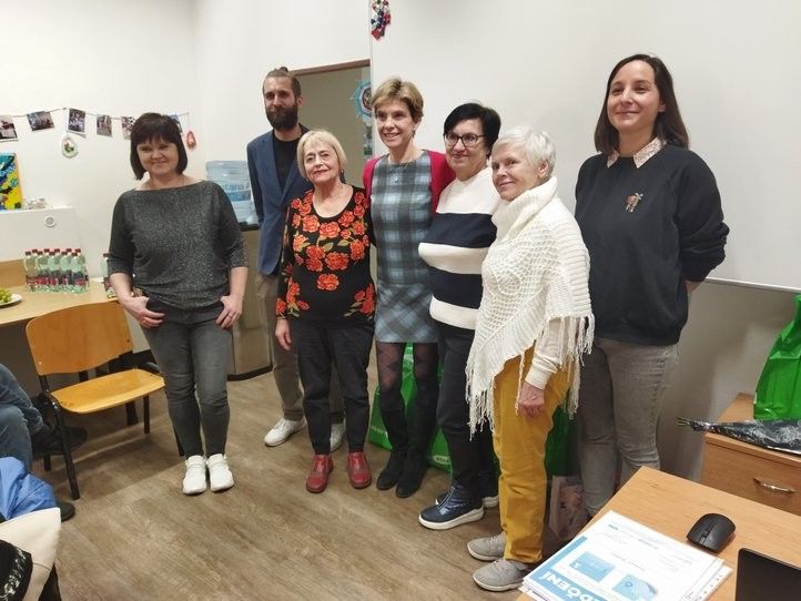 Kurzy češtiny pro cizince. Fotografie: archiv odboru sociálních služeb  241223_kurz_cestina_03