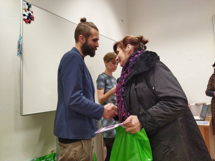 Kurzy češtiny pro cizince. Fotografie: archiv odboru sociálních služeb  241223_kurz_cestina_05