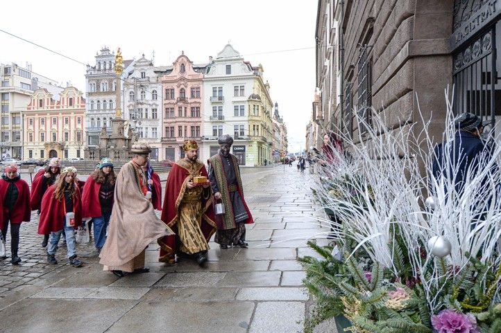 Tříkrálová sbírka (fotografie: M. Pecuch) 250107_Tri_kralove_5