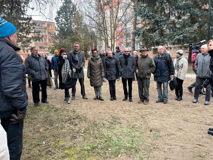 Fotografie: archiv ÚMO Plzeň 1 250115_Sokolovska_Lavicky_2