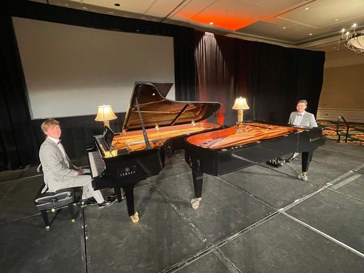 Zdroj fotografií: ZUŠ Plzeň, Chválenická 250122_Pianisti_1