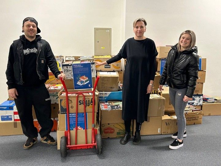 Zdroj fotografií: ZČU 250214_Sbirka_knihy_2