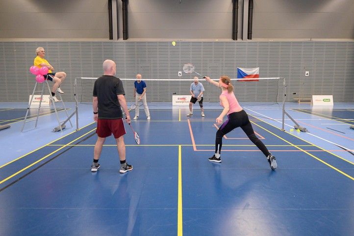 Fotografie: M. Pecuch 250219_Seniori_sport_stolni_tenis_badminton_4