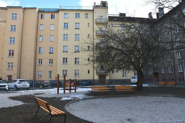 Fotografie: R. Žáková 250227_Guldenerova_4