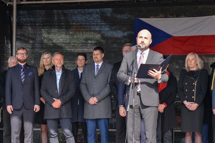 Vzpomínkové setkání na náměstí T. G. Masaryka v Plzni (fotografie: M. Pecuch) 250307_TGM_3