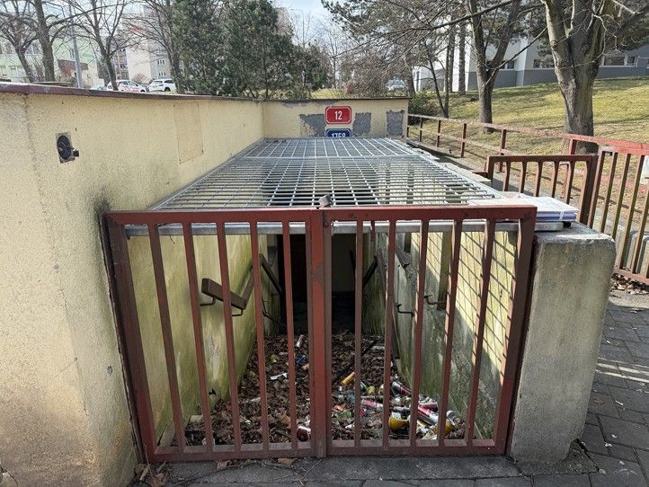 Zdroj fotografií: Městský obvod Plzeň 3 250313_Kavarna_Skvrnany_2