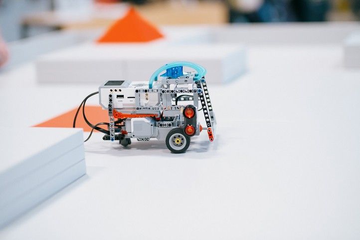 Zdroj fotografií: Správa informačních technologií města Plzně 250407_Droid_Games_3