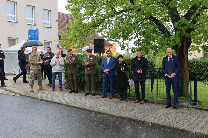 Fotografie: P. Eret 250428_Pietni_akt_Litice_1