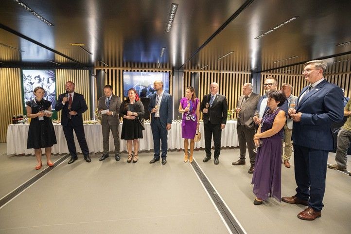 Fotografie: R. Muchka 250502_Slavnosti_svobody_Zahajeni_5