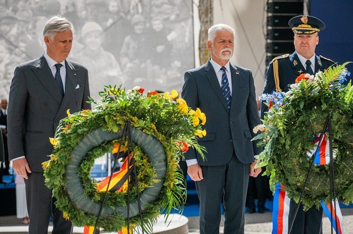 Fotografie: R. Muchka / M. Říský 250506_Slavnosti_svobody_Diky_Ameriko_6