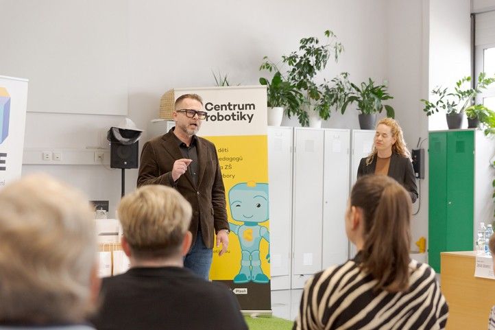 Zdroj fotografií: Centrum robotiky 250530_Skrabej_kote_2