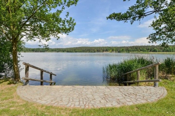 Velký bolevecký rybník má ideální vodu ke koupání. Fotografie: M. Pecuch 250605_bolevak_sezona_03