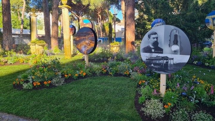 Expozice v italské Cervii. Fotografie: archiv města Plzně  250606_kvetiny_cervia_04