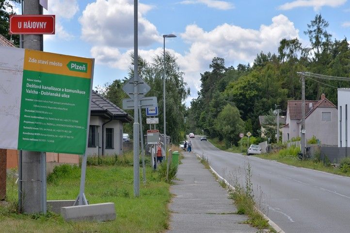 Dobřanská ul. na Valše (fotografie: M. Pecuch) 250723_Dobranska_Valcha_3