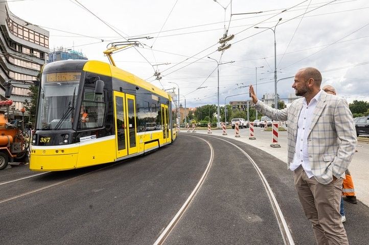 Tramvajová trať U Jána je opravená. Foto: R. Muchka  250801_Tramvajova_Trat_UJana_01