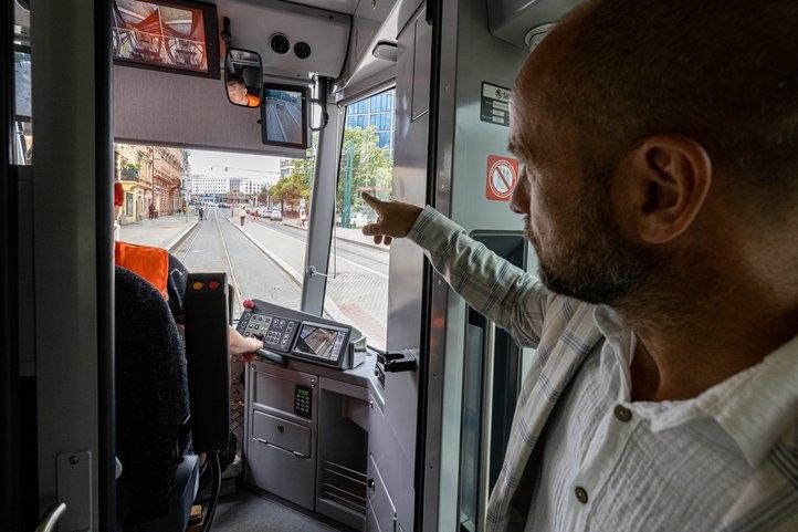 Zkušební jízda tramvají.  250801_Tramvajova_Trat_UJana_06