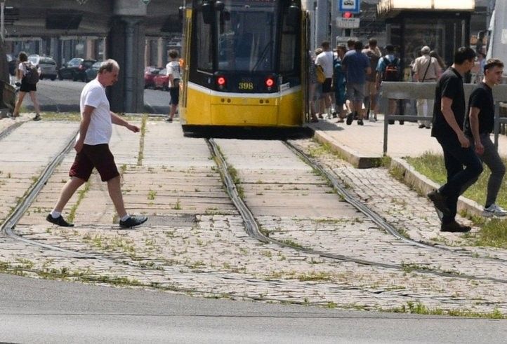 Tramvajová trať U Jána před opravou. Foto: R. Žáková  250801_Tramvajova_Trat_UJana_07