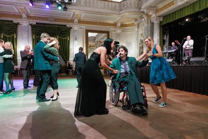 Předávání ocenění Anděl. Fotografie: archiv/O. Totzauer 251015_ples_andel_02