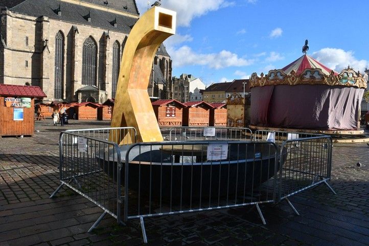 Fotografie: R. Žáková 251103_Fontany_pitka_kasny_4