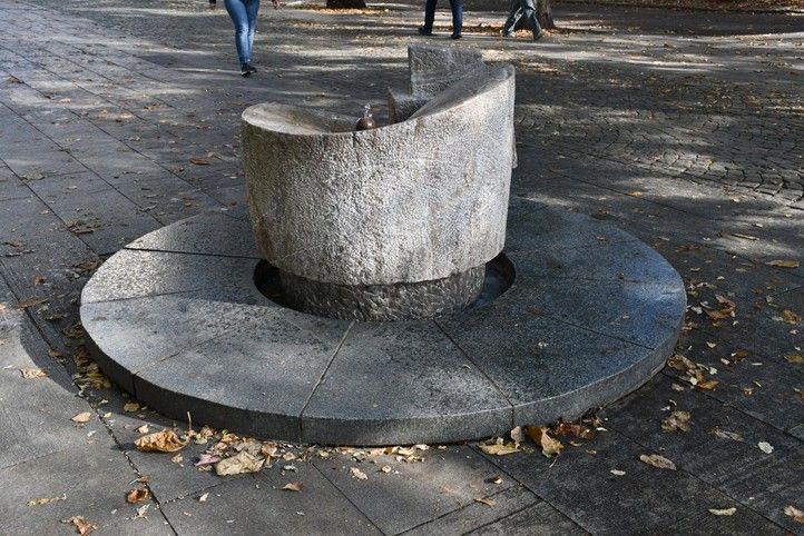 Fotografie: R. Žáková 251103_Fontany_pitka_kasny_5