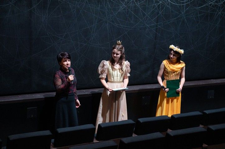 251104_Divadelni_brany_2