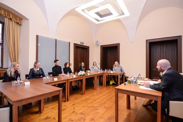 Přijetí na plzeňské radnici (fotografie: M. Pecuch) 251210_Noc_s_operou_seky_1