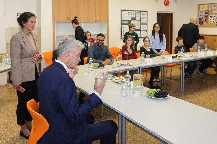 Fotografie: Z. Vaiz 260127_Velvyslanec_USA_Merrick_5