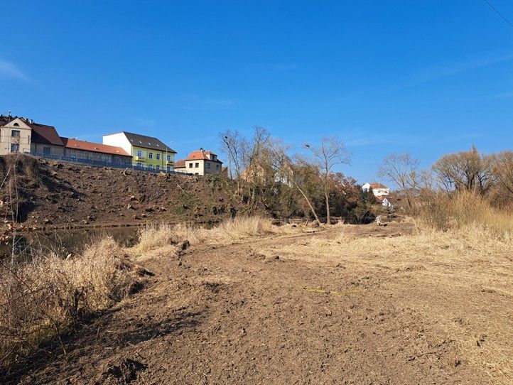 Lokalita pro umístění lávky 260309_Lavka_Zborovska_1