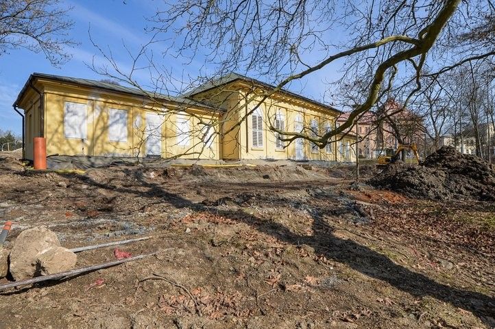 Lochotínský park. Fotografie: M. Pecuch 260409_lochotínský_park_03