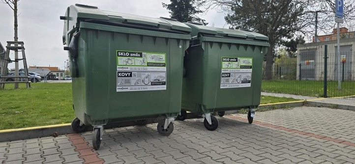 Nádoby na sklo a kovové obaly 260416_Separ_Odpad_Kovy_Sklo